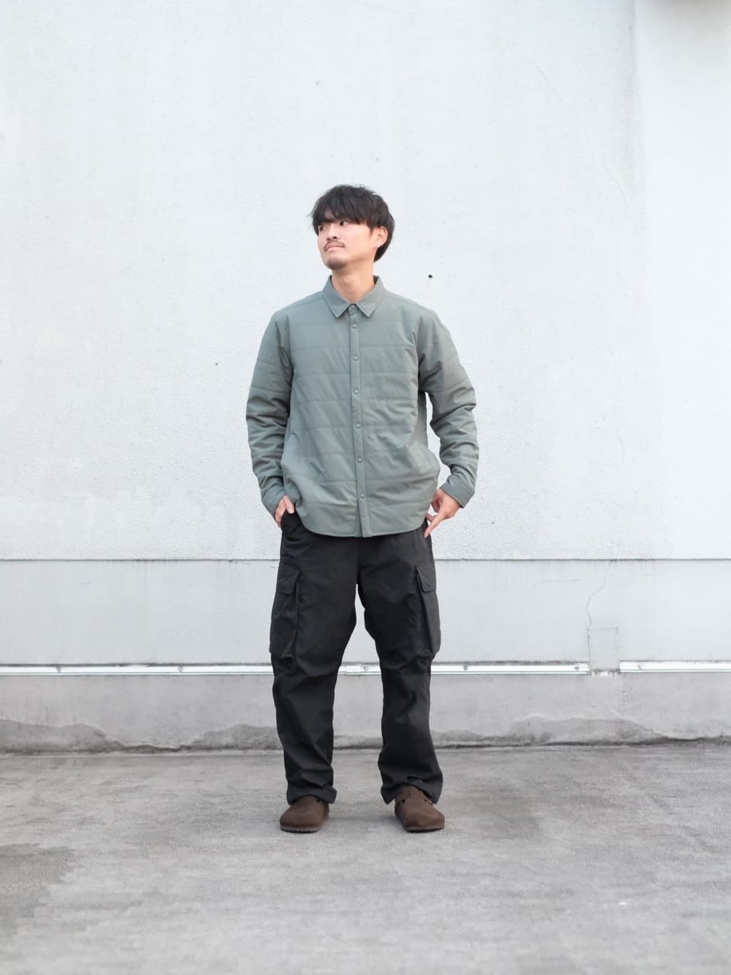Snow PeakのFlexible Insulated Shirtを使ったコーディネートを紹介します。｜Rakuten Fashion(楽天ファッション／旧楽天ブランドアベニュー)4578318