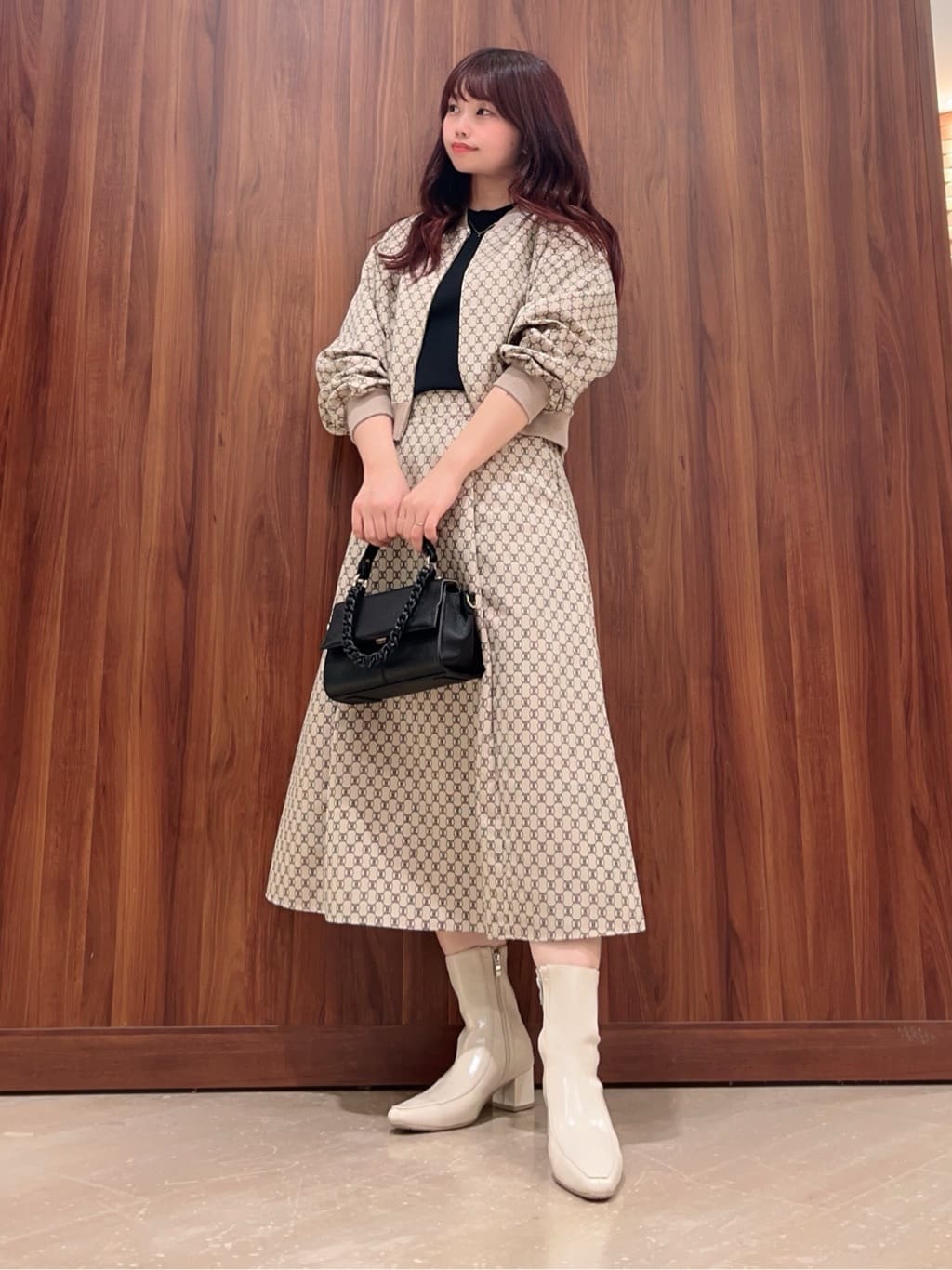 Vinのコーディネートを紹介します。｜Rakuten Fashion(楽天ファッション／旧楽天ブランドアベニュー)4584582