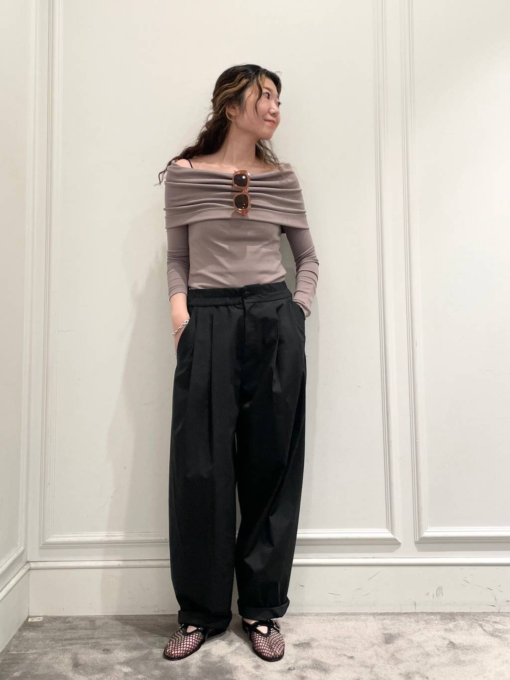【有末麻祐子さんIGライブ紹介アイテム】オフショルカットソー　BABYLONE 有末麻祐子さんIGライブ紹介アイテム】オフショルカットソー