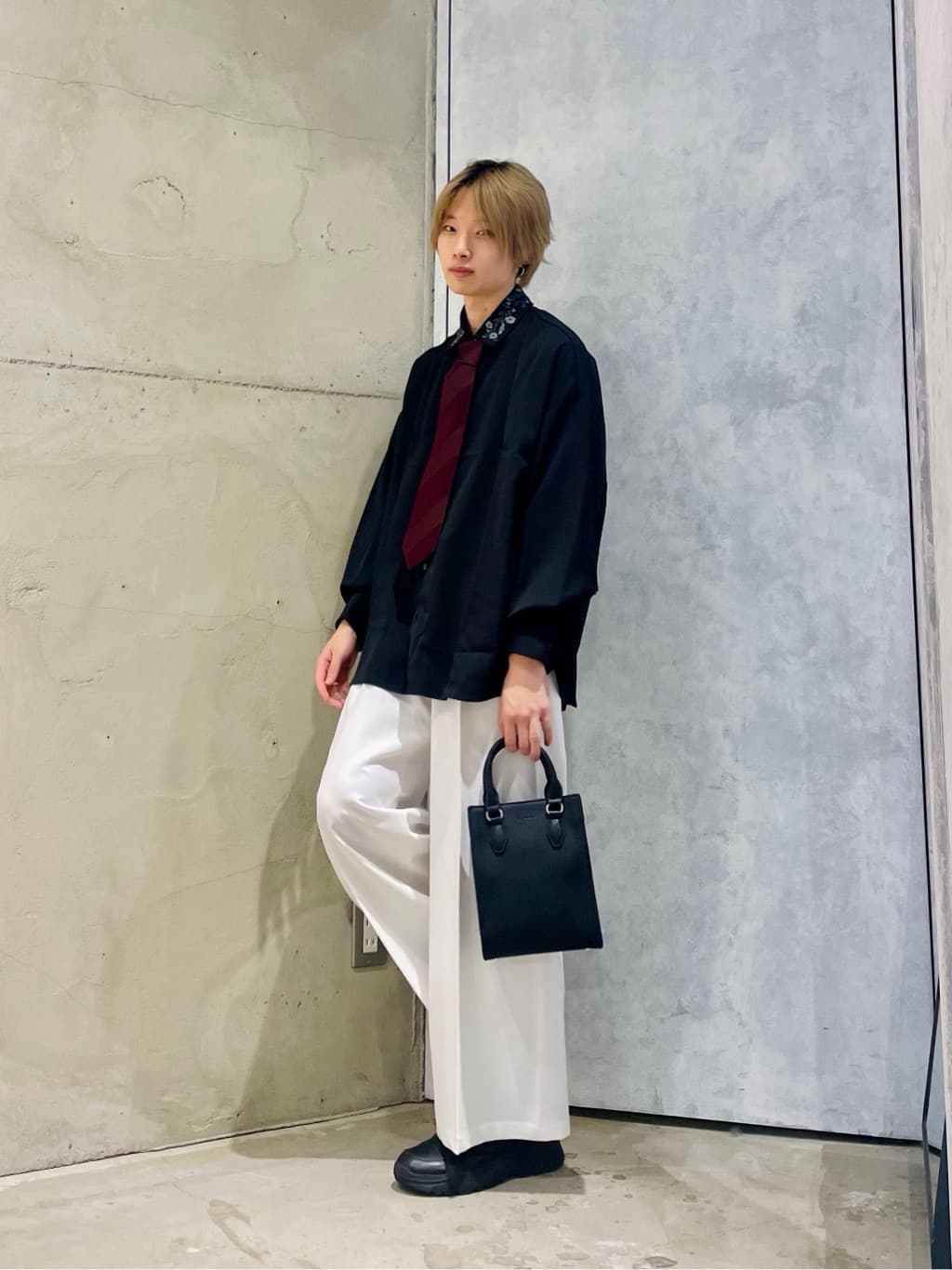tk.TAKEO KIKUCHIの【Aラインシリーズ】スラックスを使ったコーディネートを紹介します。｜Rakuten Fashion(楽天ファッション／旧楽天ブランドアベニュー)4593351