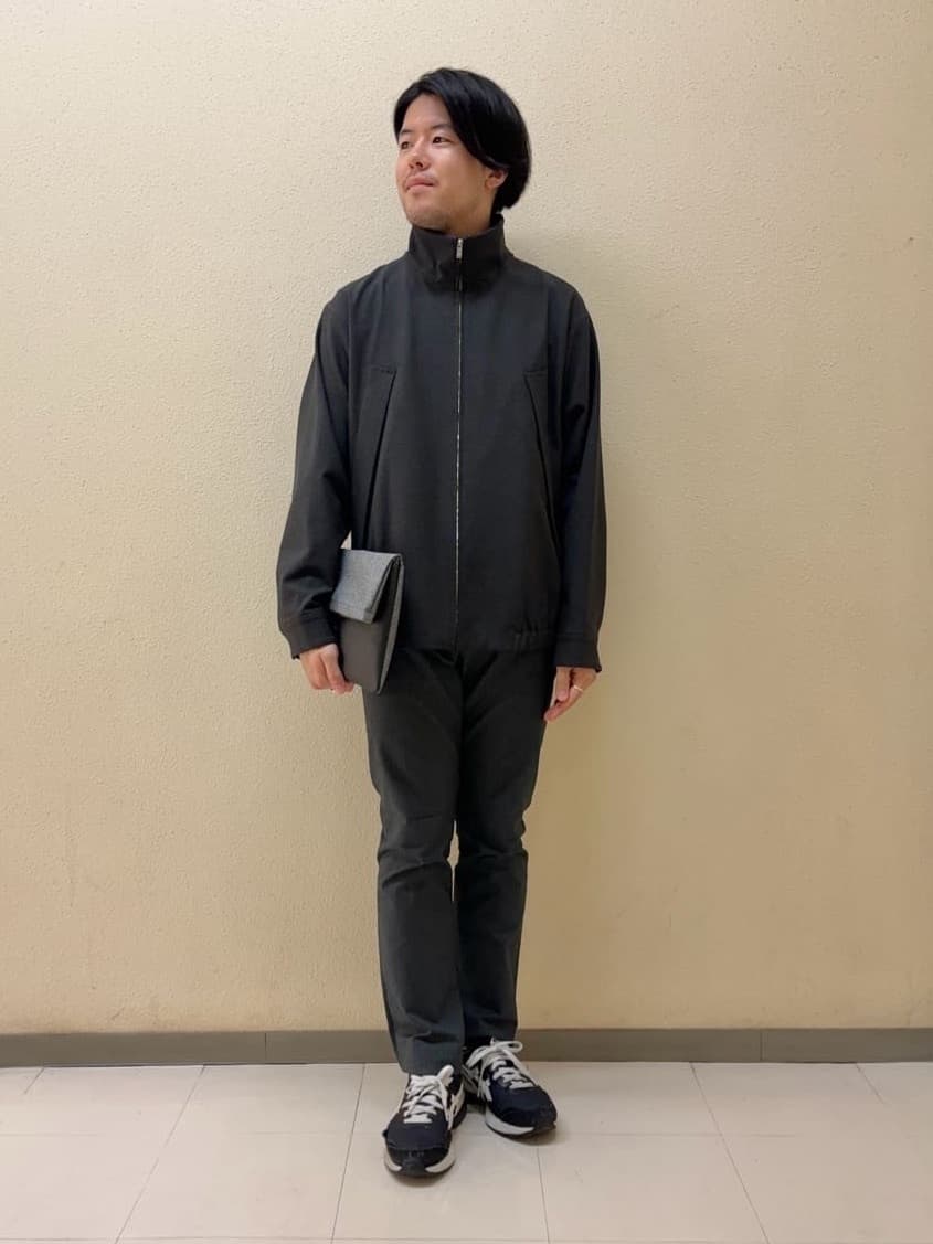 TAKEO KIKUCHIの【Made in JAPAN】播州織 ヘリンボン ストレート パンツを使ったコーディネートを紹介します。｜Rakuten Fashion(楽天ファッション／旧楽天ブランドアベニュー)4593447