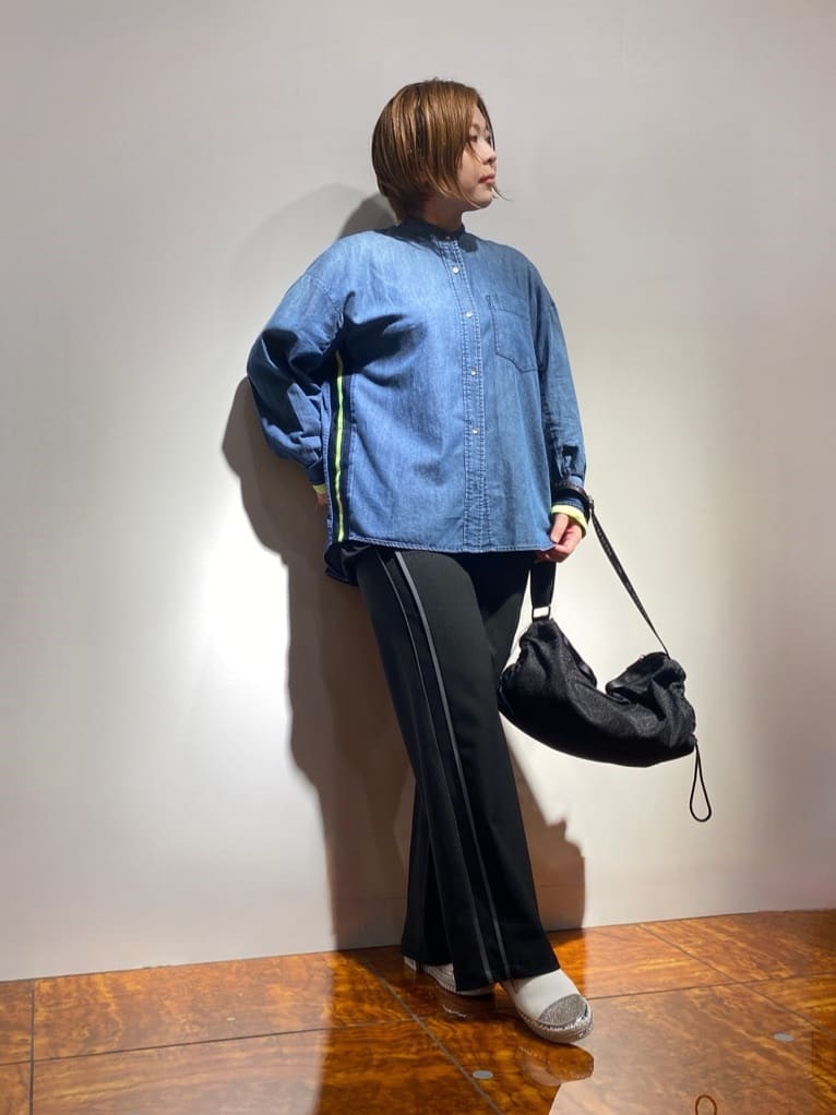 Vinのメッシュデザインバッグを使ったコーディネートを紹介します。｜Rakuten Fashion(楽天ファッション／旧楽天ブランドアベニュー)4594034