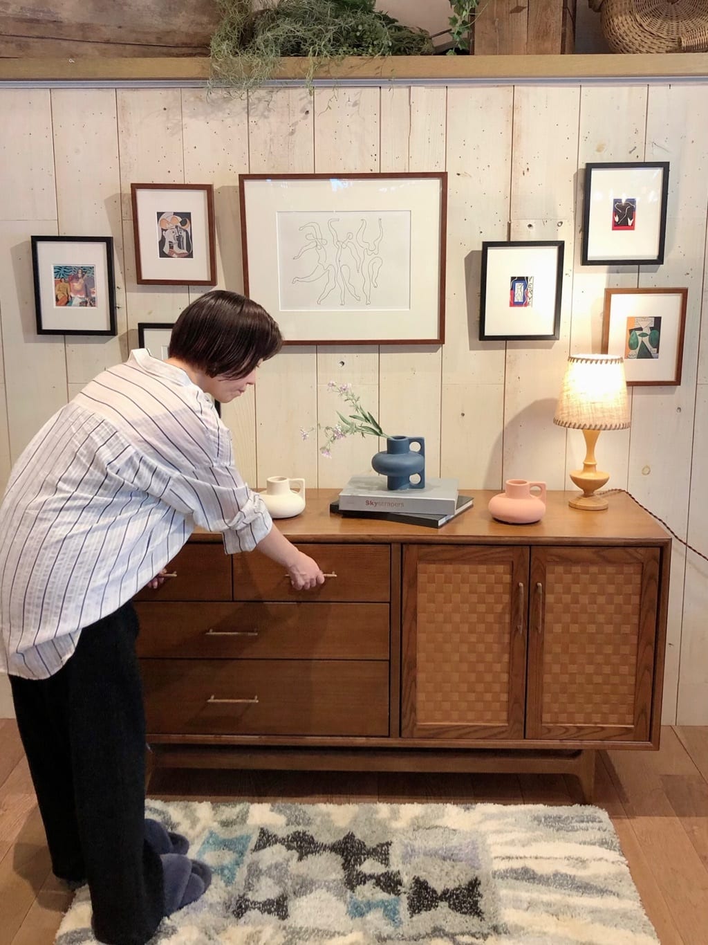 journal standard FurnitureのMATHEW WOOD LAMP マシューウッドランプを使ったコーディネートを紹介します。｜Rakuten Fashion(楽天ファッション／旧楽天ブランドアベニュー)4598897