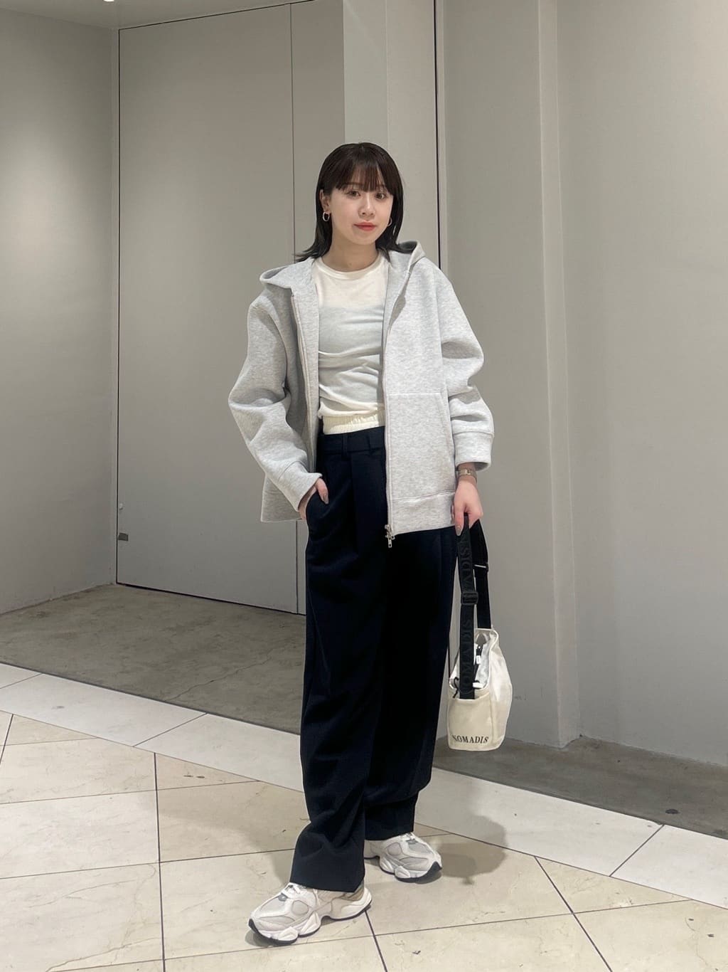 UNITED ARROWS LTD. OUTLET | フロントジップ フーディーパーカー