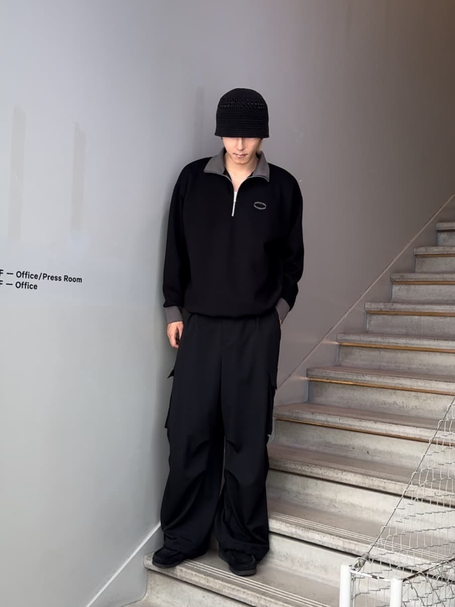 tk.TAKEO KIKUCHIのワイドカーゴスラックスを使ったコーディネートを紹介します。｜Rakuten Fashion(楽天ファッション／旧楽天ブランドアベニュー)4611529