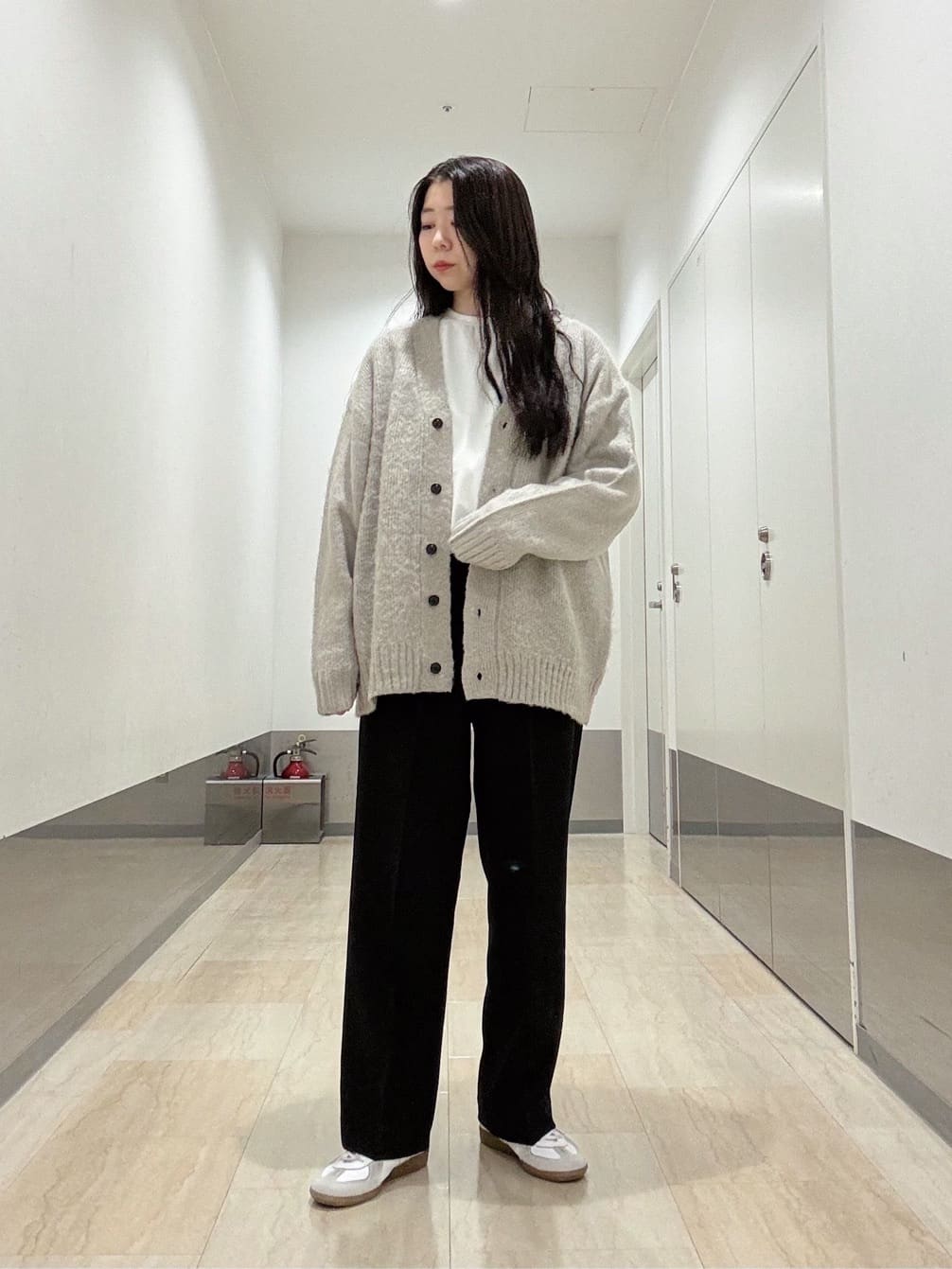 tk.TAKEO KIKUCHIの【全10色】シャギーカーディガンを使ったコーディネートを紹介します。｜Rakuten Fashion(楽天ファッション／旧楽天ブランドアベニュー)4611912