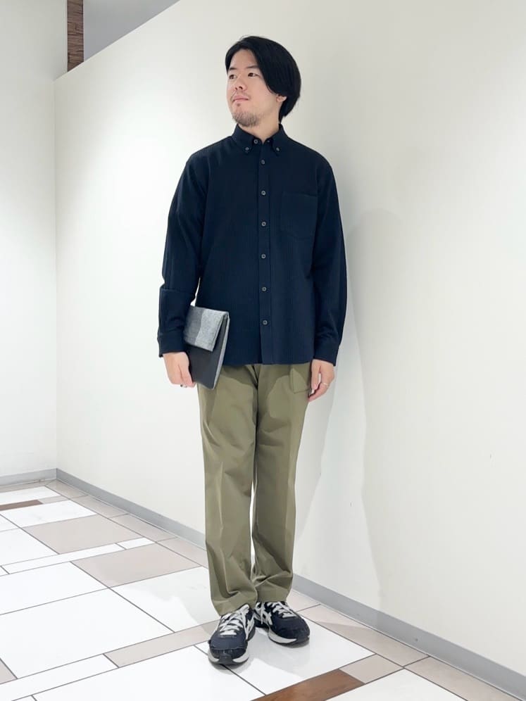 TAKEO KIKUCHIの【抗菌防臭/シーズンレス】シアサッカー ジャージシャツを使ったコーディネートを紹介します。｜Rakuten Fashion(楽天ファッション／旧楽天ブランドアベニュー)4613147