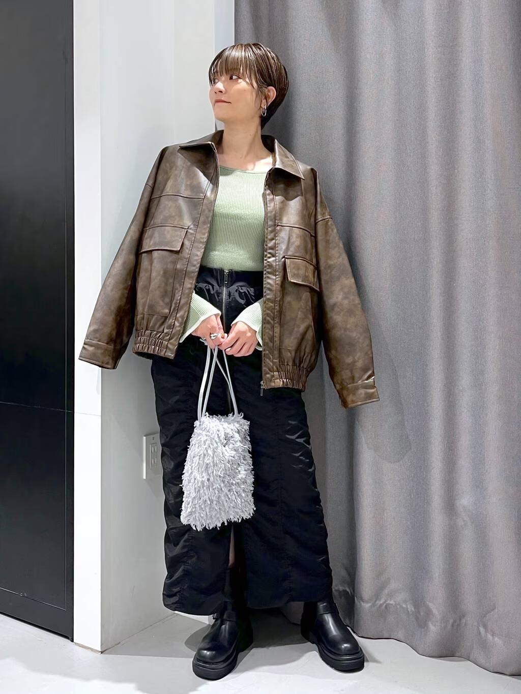 LAKOLEのFLジップブルゾンを使ったコーディネートを紹介します。｜Rakuten Fashion(楽天ファッション／旧楽天ブランドアベニュー)4617610