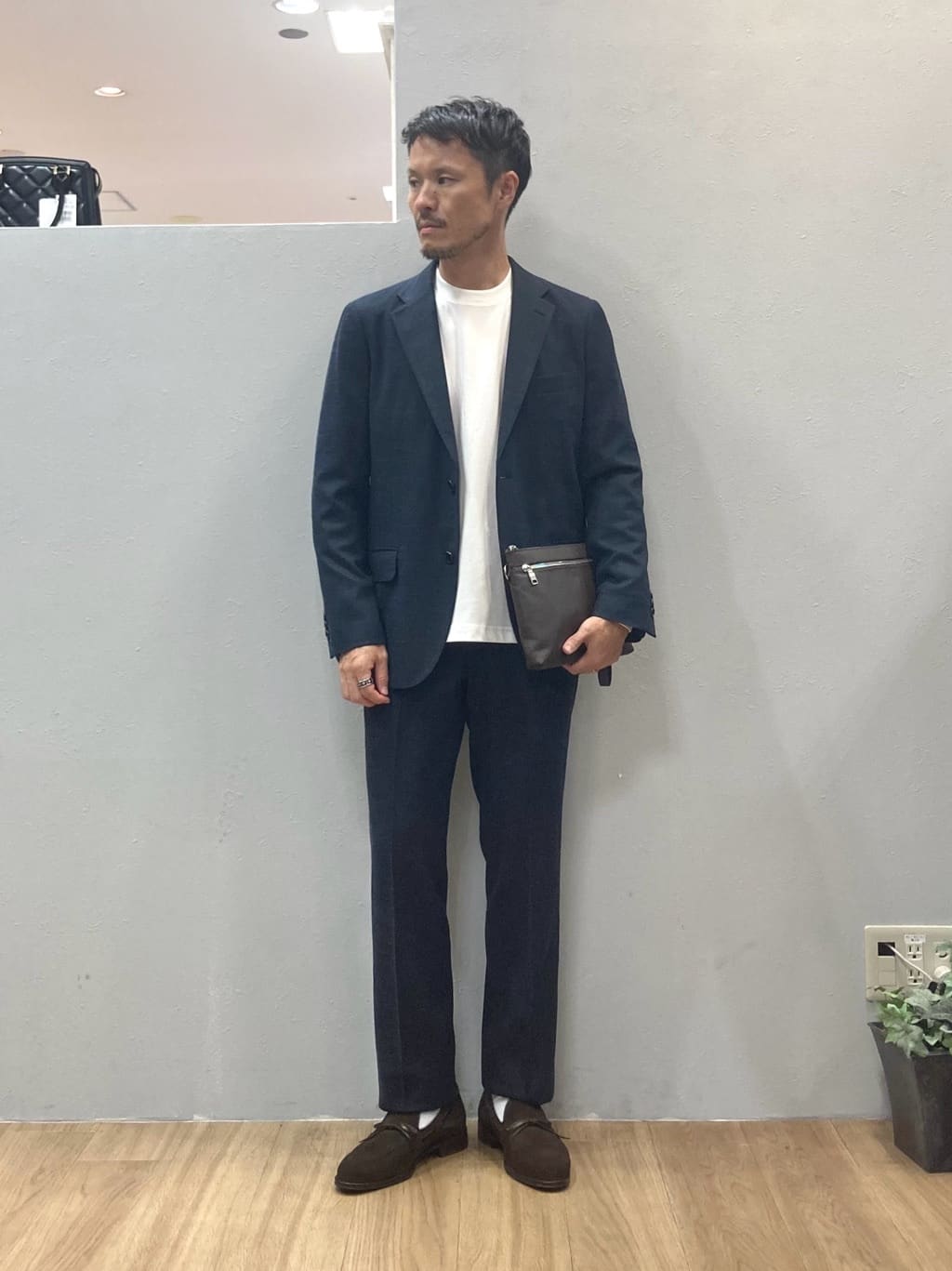 TAKEO KIKUCHIの【尾州織】ラッセルメッシュ ジャケット/ セットアップ対応を使ったコーディネートを紹介します。｜Rakuten Fashion(楽天ファッション／旧楽天ブランドアベニュー)4624525