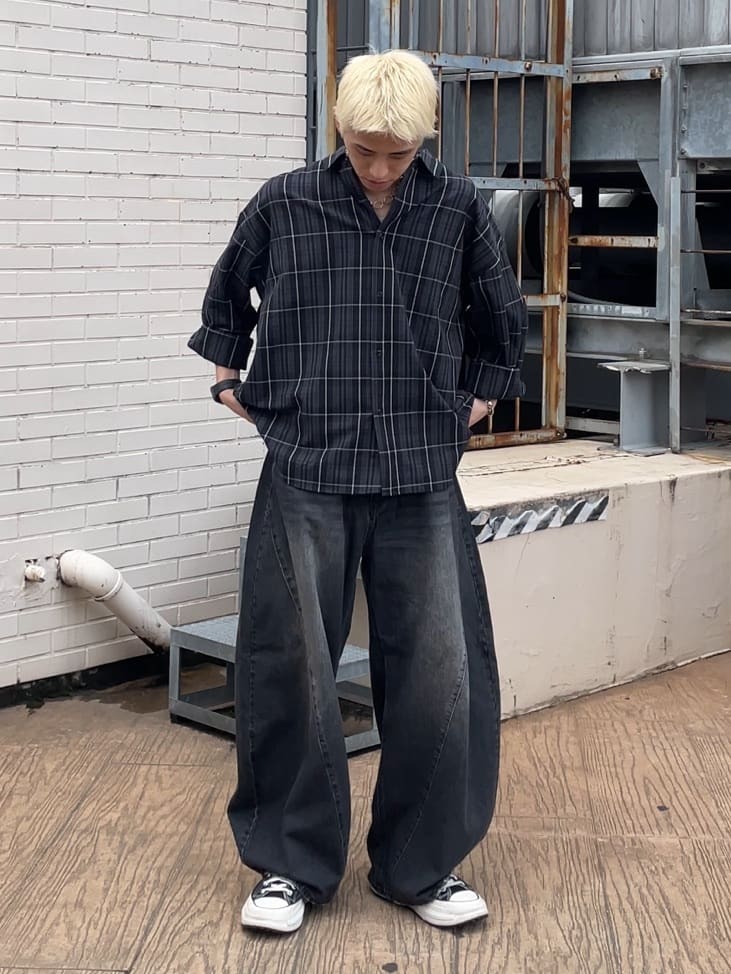 tk.TAKEO KIKUCHIのフードレイヤーチェックシャツを使ったコーディネートを紹介します。｜Rakuten Fashion(楽天ファッション／旧楽天ブランドアベニュー)4629605