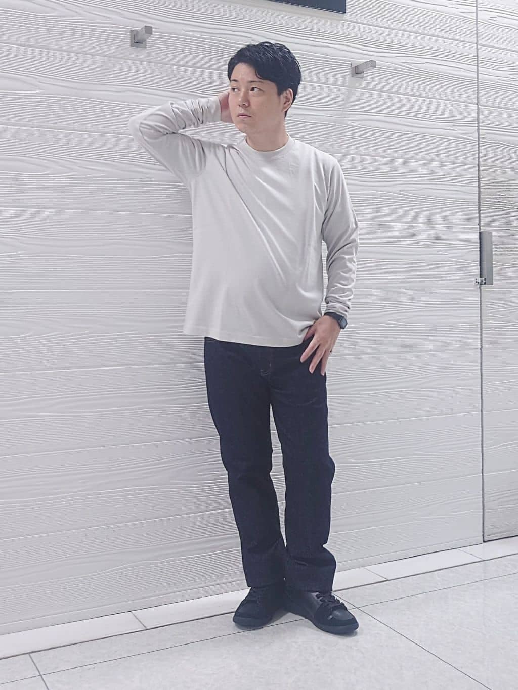 TAKEO KIKUCHIの【抗菌防臭/ジャケット対応】テーラード 長袖Tシャツを使ったコーディネートを紹介します。｜Rakuten Fashion(楽天ファッション／旧楽天ブランドアベニュー)4632865