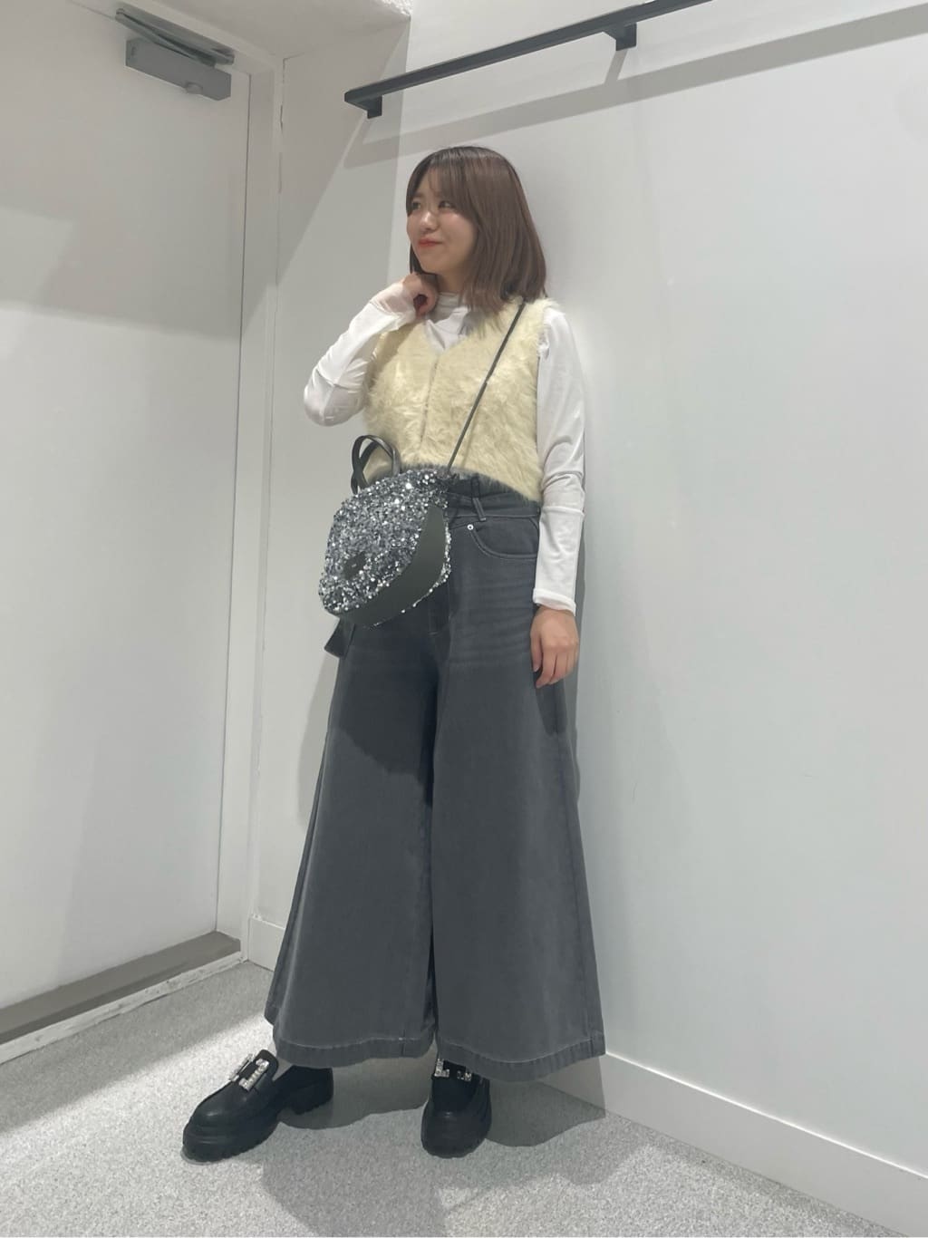 Vinのコーディネートを紹介します。｜Rakuten Fashion(楽天ファッション／旧楽天ブランドアベニュー)4632881