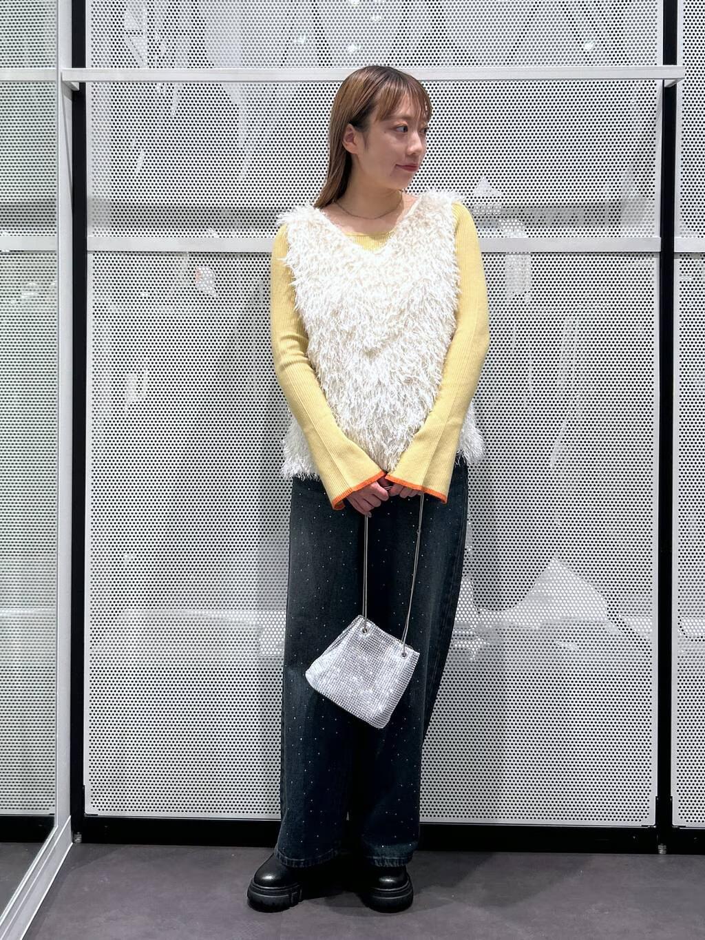 LAKOLEの12ゲージリブスクエアネックプルオーバーを使ったコーディネートを紹介します。｜Rakuten Fashion(楽天ファッション／旧楽天ブランドアベニュー)4642128