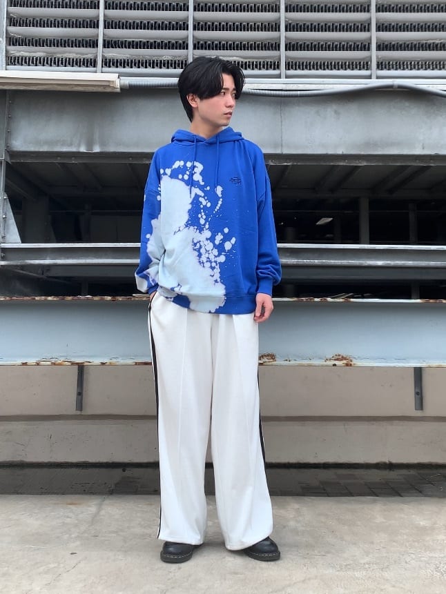 tk.TAKEO KIKUCHIのヴィンテージライクパーカーを使ったコーディネートを紹介します。｜Rakuten Fashion(楽天ファッション／旧楽天ブランドアベニュー)4643228