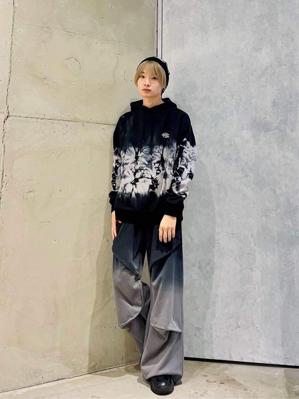 tk.TAKEO KIKUCHIのヴィンテージライクパーカーを使ったコーディネートを紹介します。｜Rakuten Fashion(楽天ファッション／旧楽天ブランドアベニュー)4644491