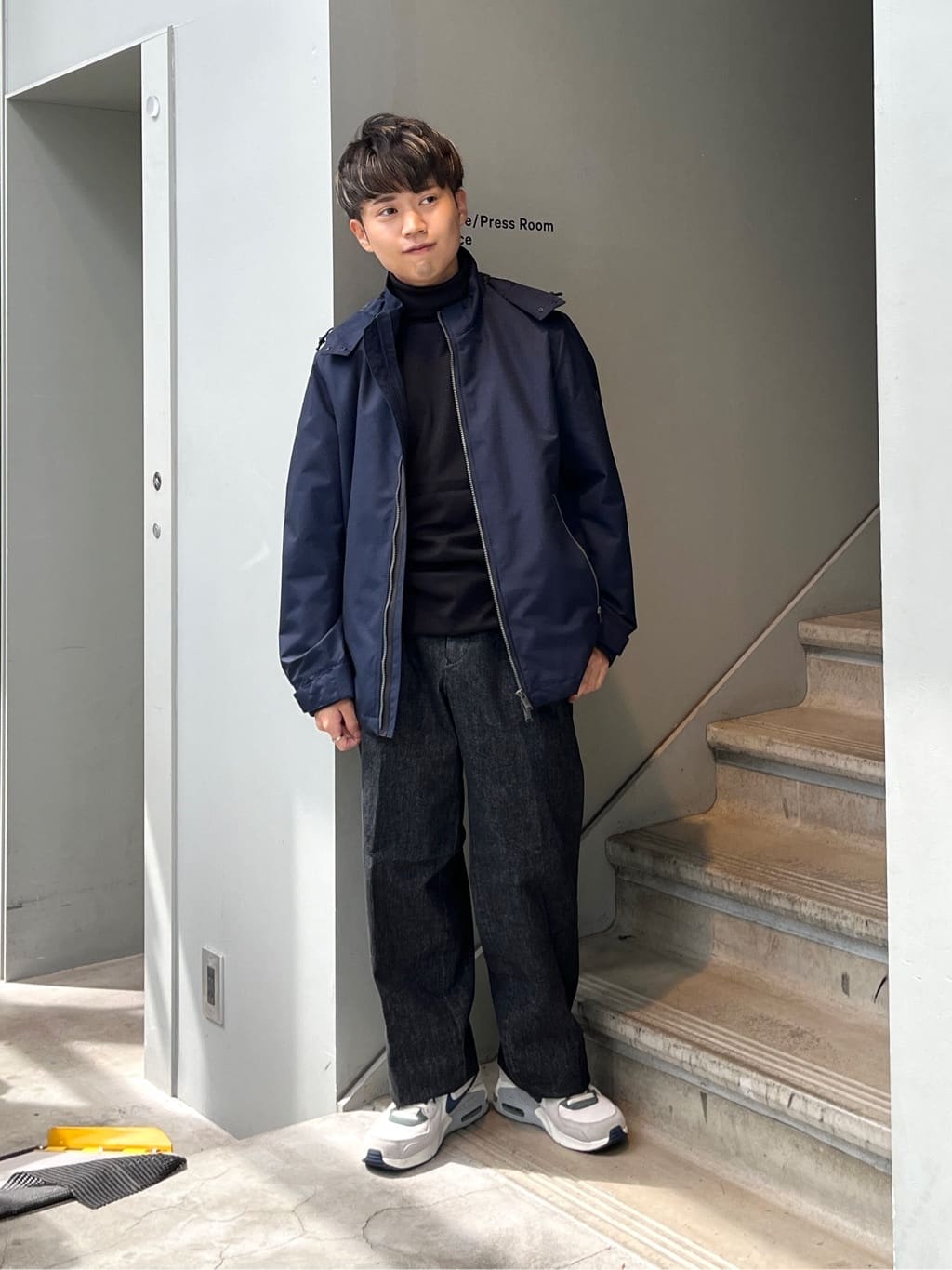 TAKEO KIKUCHIの【軽量アウター】エレクティブ シェル ブルゾンを使ったコーディネートを紹介します。｜Rakuten Fashion(楽天ファッション／旧楽天ブランドアベニュー)4650919