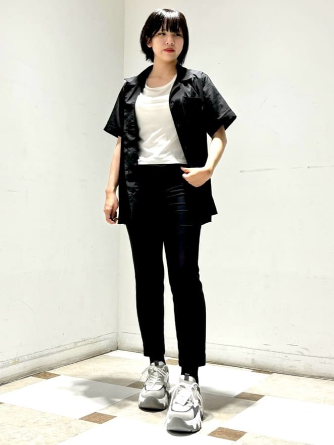 ESPERANZAの厚底凸凹ソールスニーカーを使ったコーディネートを紹介します。｜Rakuten Fashion(楽天ファッション／旧楽天ブランドアベニュー)4659989