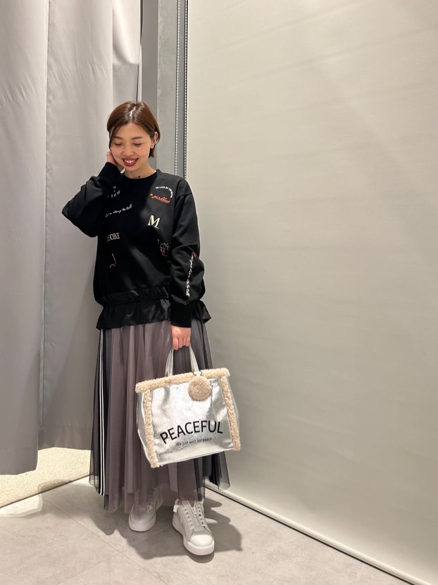 Vinの刺繍ロゴフリルPOを使ったコーディネートを紹介します。｜Rakuten Fashion(楽天ファッション／旧楽天ブランドアベニュー)4660255