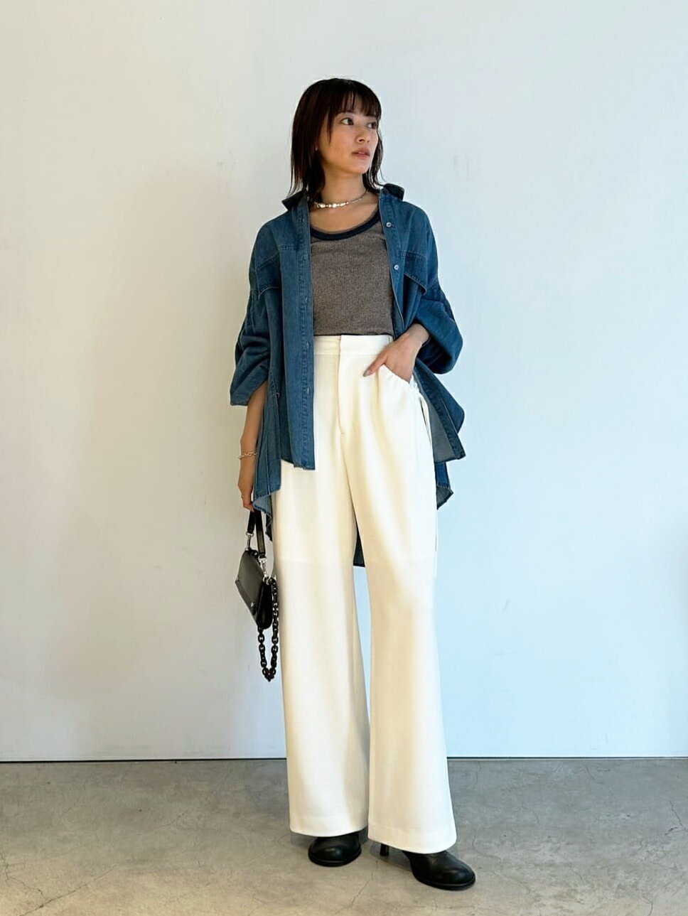 LOVELESSのラメリブタンクトップを使ったコーディネートを紹介します。｜Rakuten Fashion(楽天ファッション／旧楽天ブランドアベニュー)4666552