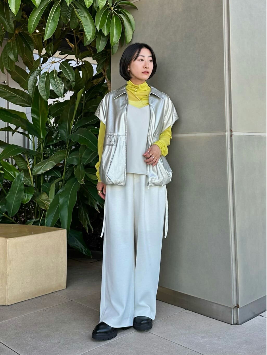 LOVELESSのシアーギャザープルオーバーを使ったコーディネートを紹介します。｜Rakuten Fashion(楽天ファッション／旧楽天ブランドアベニュー)4666211