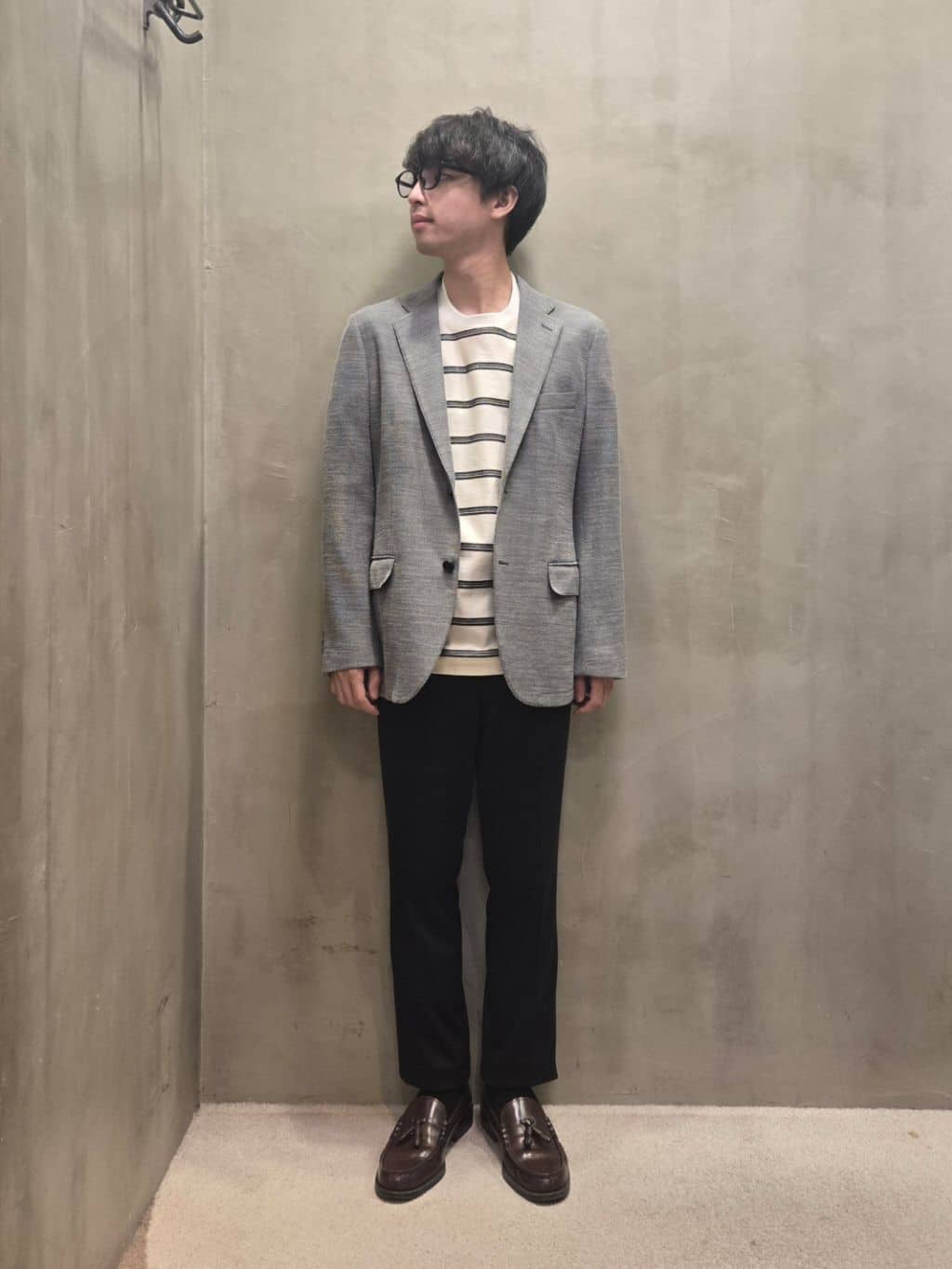 TAKEO KIKUCHIの【ONOFF対応】TRダブルニット ストレッチパンツを使ったコーディネートを紹介します。｜Rakuten Fashion(楽天ファッション／旧楽天ブランドアベニュー)4666932