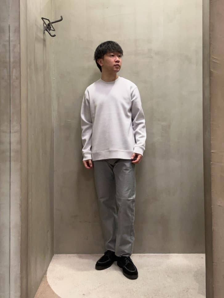 TAKEO KIKUCHIの【Made in JAPAN】播州織 ストレッチ パンツを使ったコーディネートを紹介します。｜Rakuten Fashion(楽天ファッション／旧楽天ブランドアベニュー)4671711