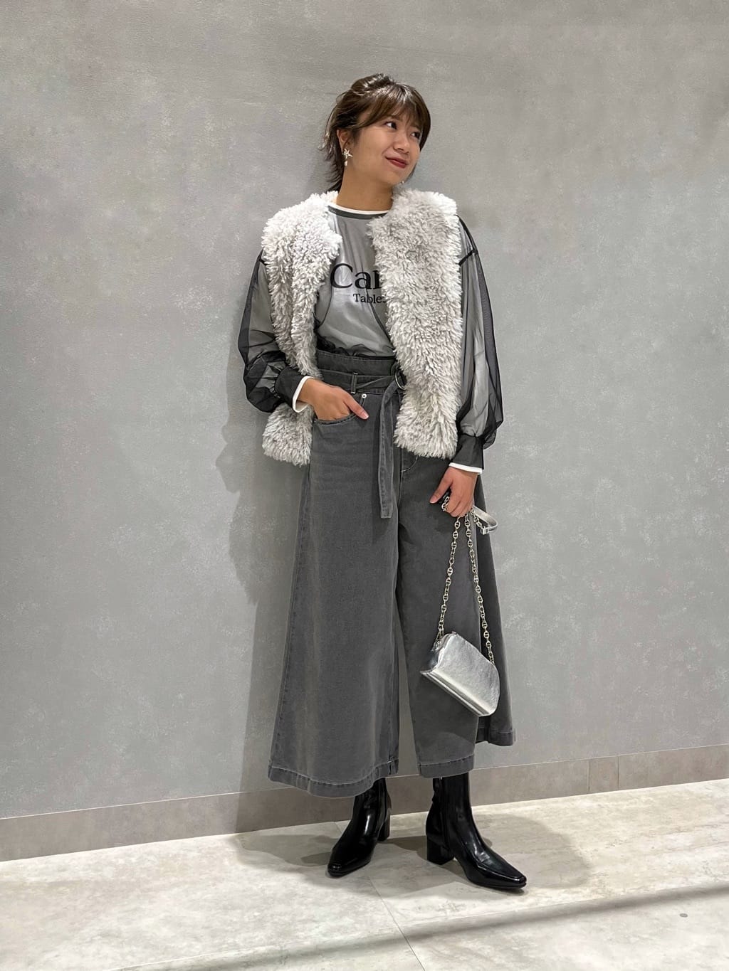 Vinのコーディネートを紹介します。｜Rakuten Fashion(楽天ファッション／旧楽天ブランドアベニュー)4674791