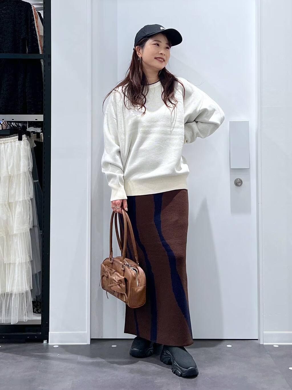 LAKOLEの12ゲージラクリルWJQプルオーバーを使ったコーディネートを紹介します。｜Rakuten Fashion(楽天ファッション／旧楽天ブランドアベニュー)4675047