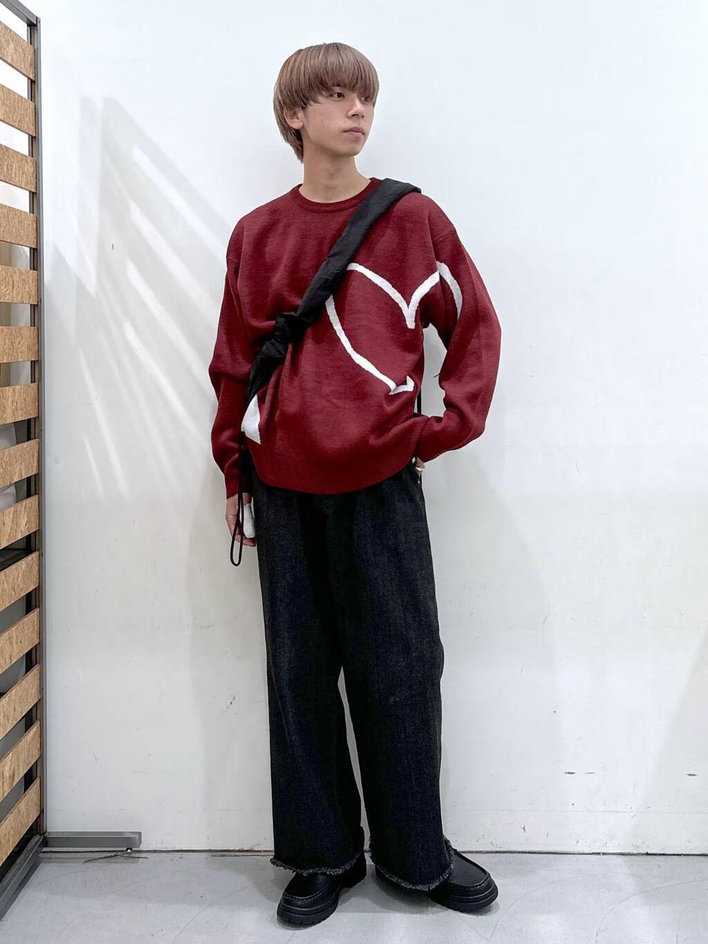 LAKOLEのラインモチーフニットプルオーバーを使ったコーディネートを紹介します。｜Rakuten Fashion(楽天ファッション／旧楽天ブランドアベニュー)4675060