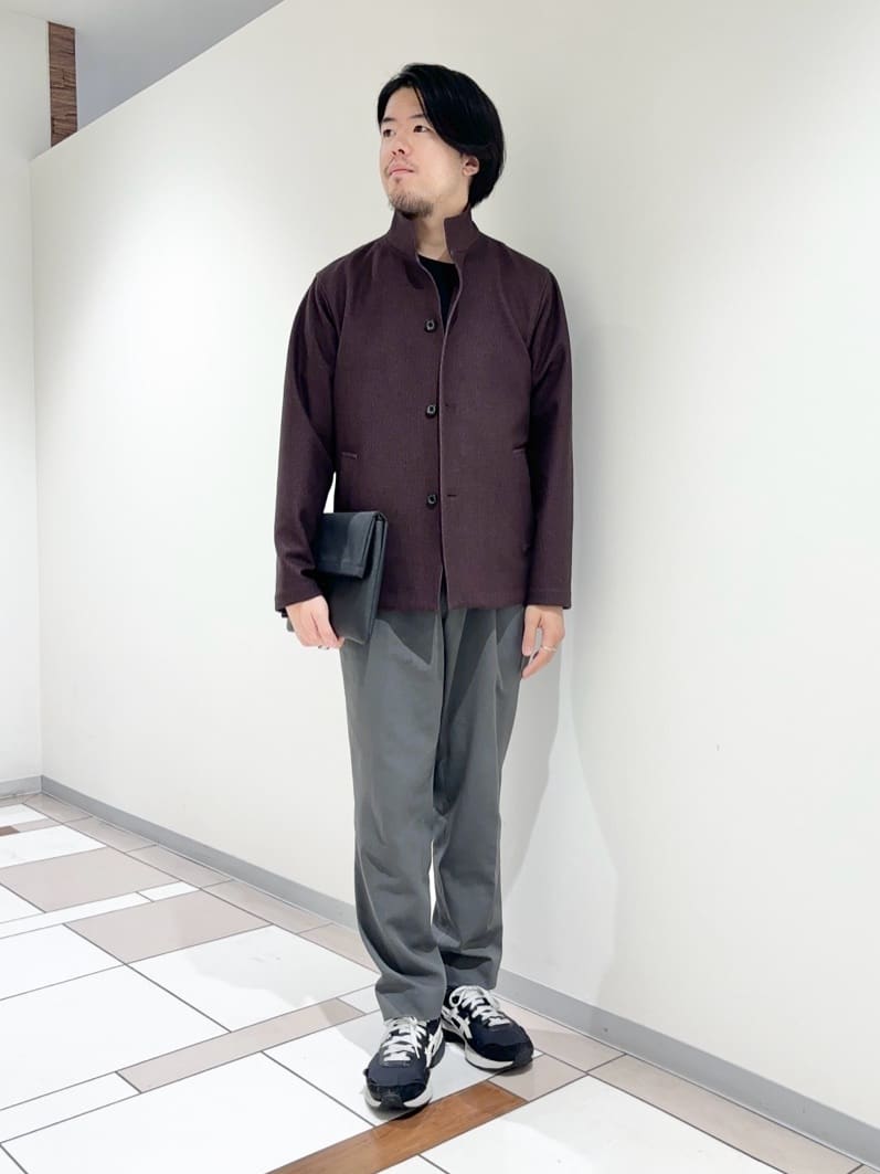 TAKEO KIKUCHIの【DOWN FABRIC】ダウンファブリック スタンドカラーブルゾンを使ったコーディネートを紹介します。｜Rakuten Fashion(楽天ファッション／旧楽天ブランドアベニュー)4678136