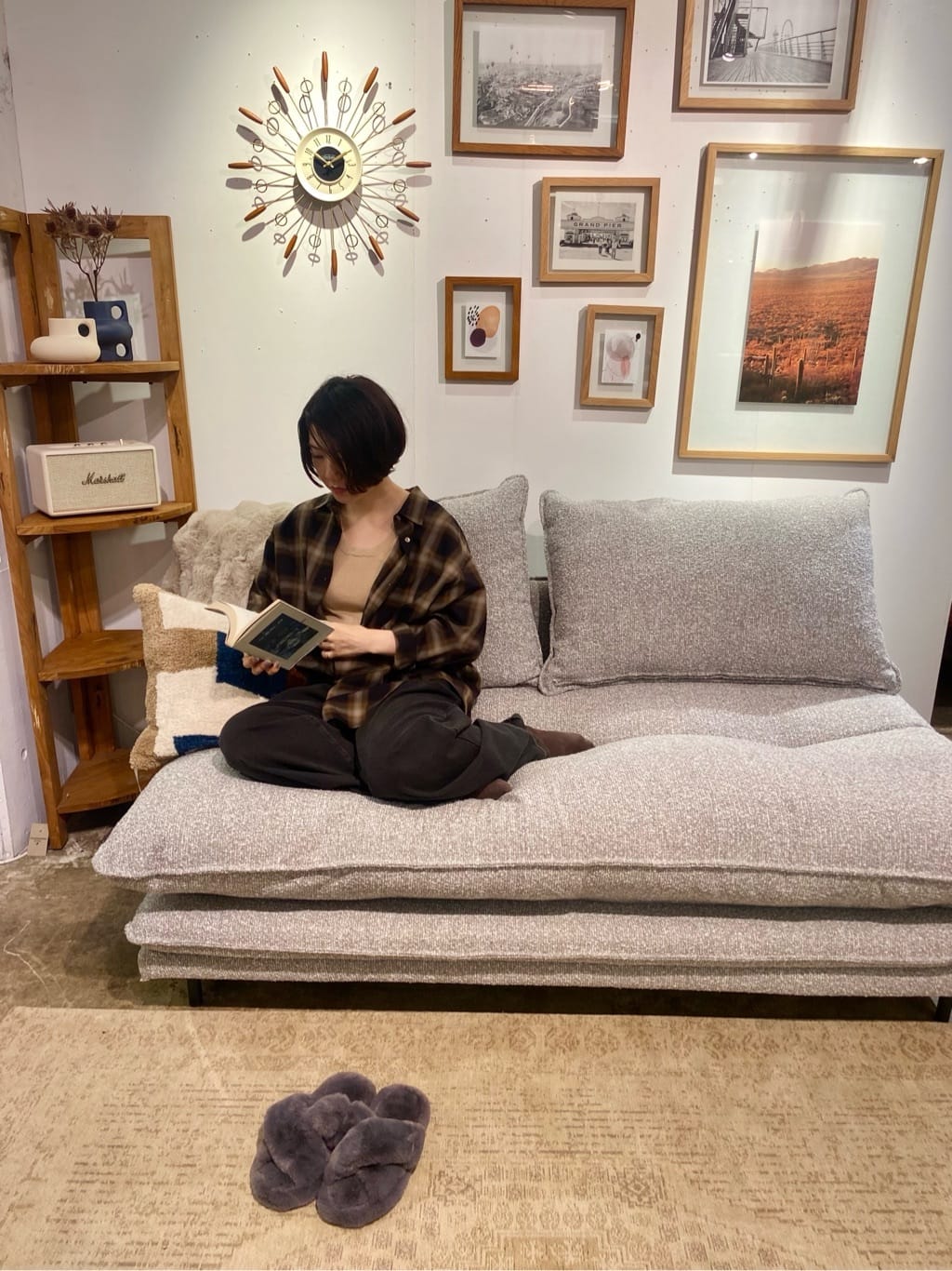 journal standard FurnitureのVINE YARD RUG 120x160 バインヤード ラグを使ったコーディネートを紹介します。｜Rakuten Fashion(楽天ファッション／旧楽天ブランドアベニュー)4686225