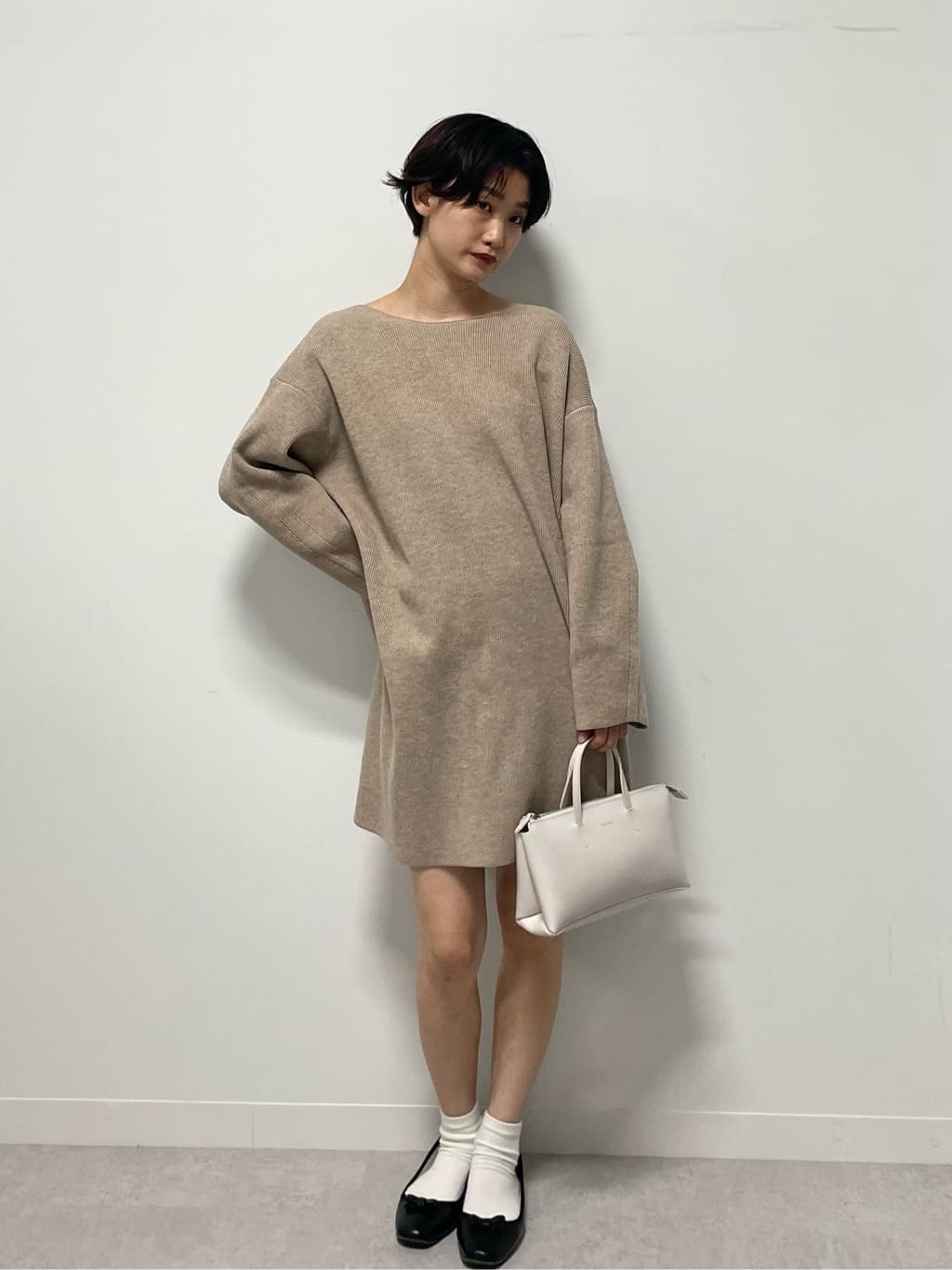 NANO universeのミニニットワンピースを使ったコーディネートを紹介します。｜Rakuten Fashion(楽天ファッション／旧楽天ブランドアベニュー)4689571