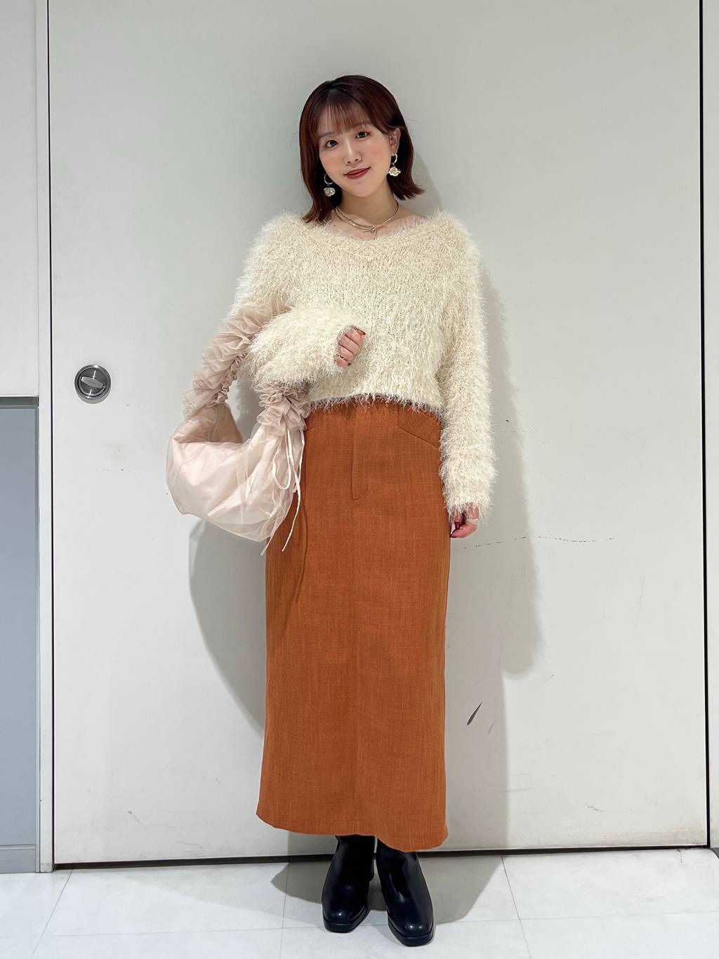 mysty womanの【上西星来さん着用アイテム】ニットストームショートブーツを使ったコーディネートを紹介します。｜Rakuten Fashion(楽天ファッション／旧楽天ブランドアベニュー)4691282