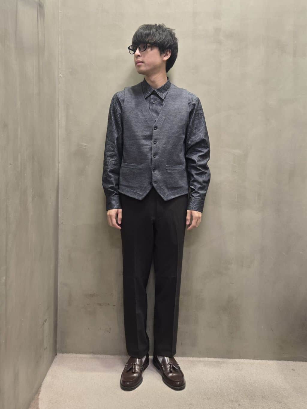 TAKEO KIKUCHIの【アンチピリング】ニット ジレを使ったコーディネートを紹介します。｜Rakuten Fashion(楽天ファッション／旧楽天ブランドアベニュー)4696043