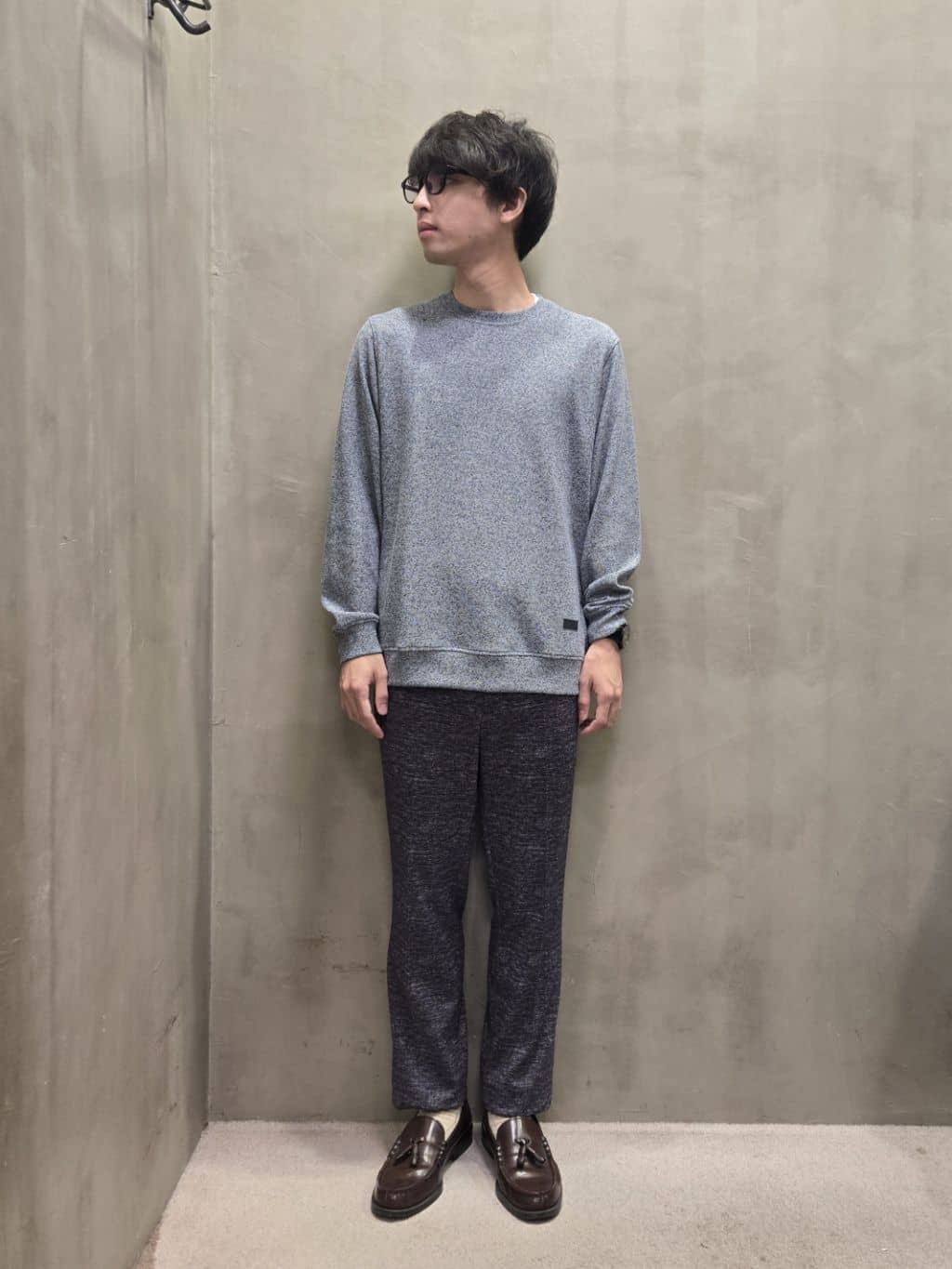 TAKEO KIKUCHIの【ONOFF対応】TRダブルニット ストレッチパンツを使ったコーディネートを紹介します。｜Rakuten Fashion(楽天ファッション／旧楽天ブランドアベニュー)4704856