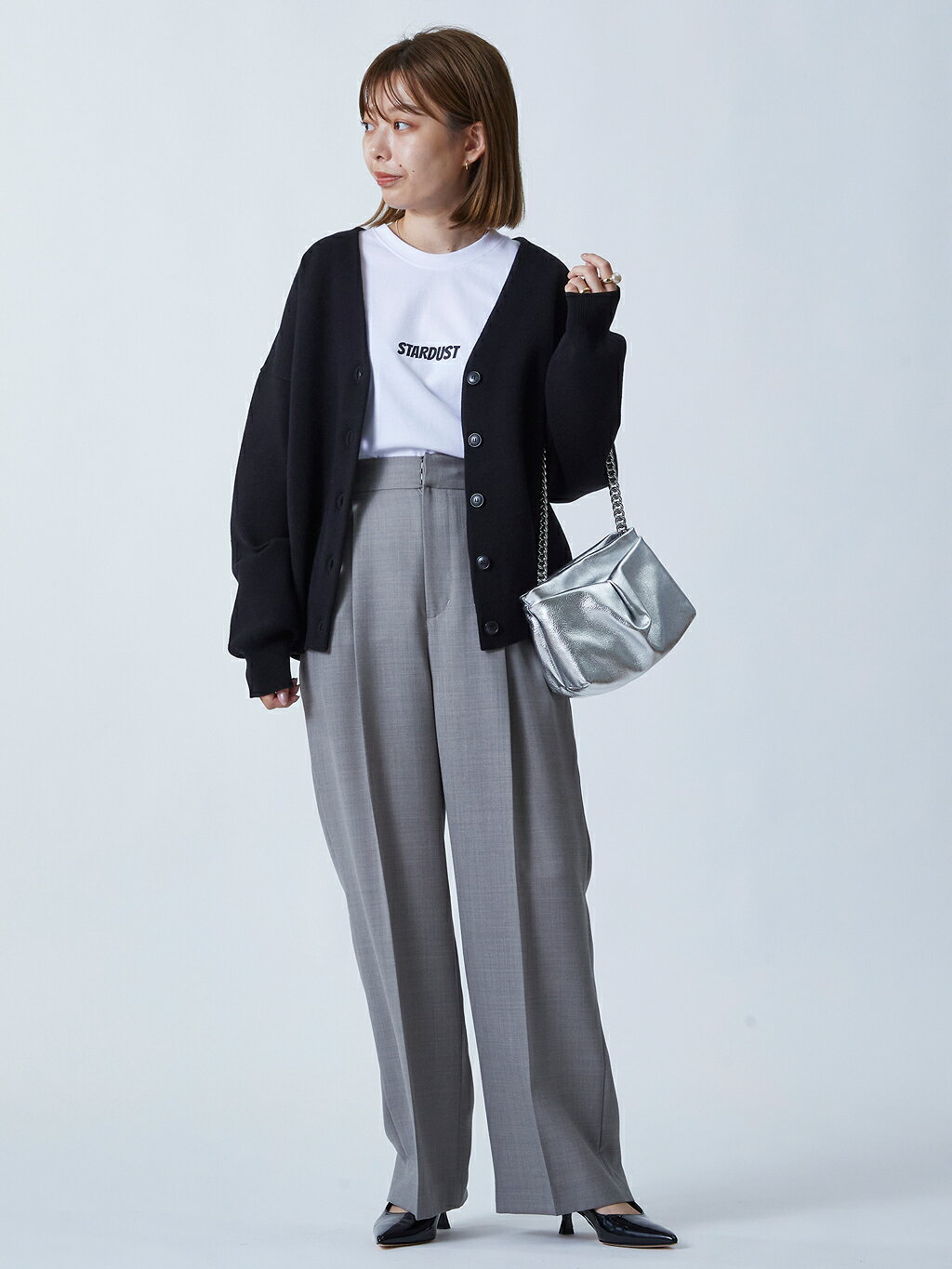 1er Arrondissementのツータックトラウザーを使ったコーディネートを紹介します。｜Rakuten Fashion(楽天ファッション／旧楽天ブランドアベニュー)4705839