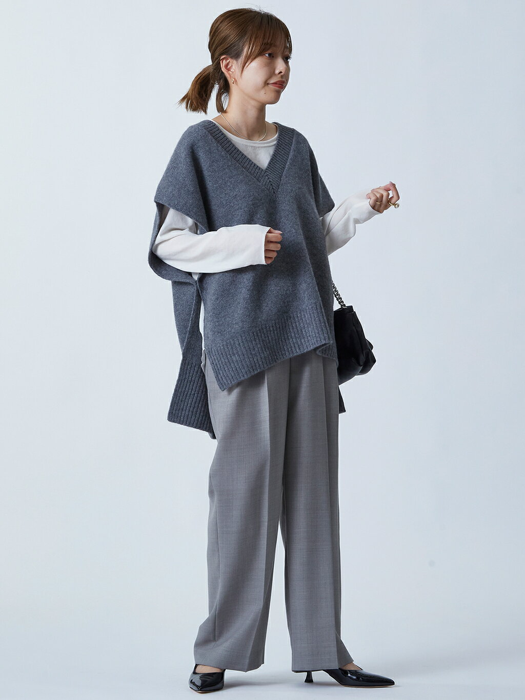 1er Arrondissementのツータックトラウザーを使ったコーディネートを紹介します。｜Rakuten Fashion(楽天ファッション／旧楽天ブランドアベニュー)4705845