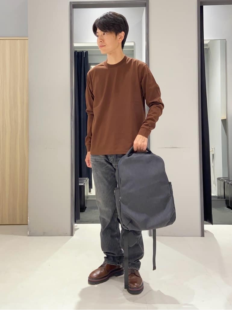 TAKEO KIKUCHIの【抗菌防臭/ジャケット対応】テーラード 長袖Tシャツを使ったコーディネートを紹介します。｜Rakuten Fashion(楽天ファッション／旧楽天ブランドアベニュー)4708913