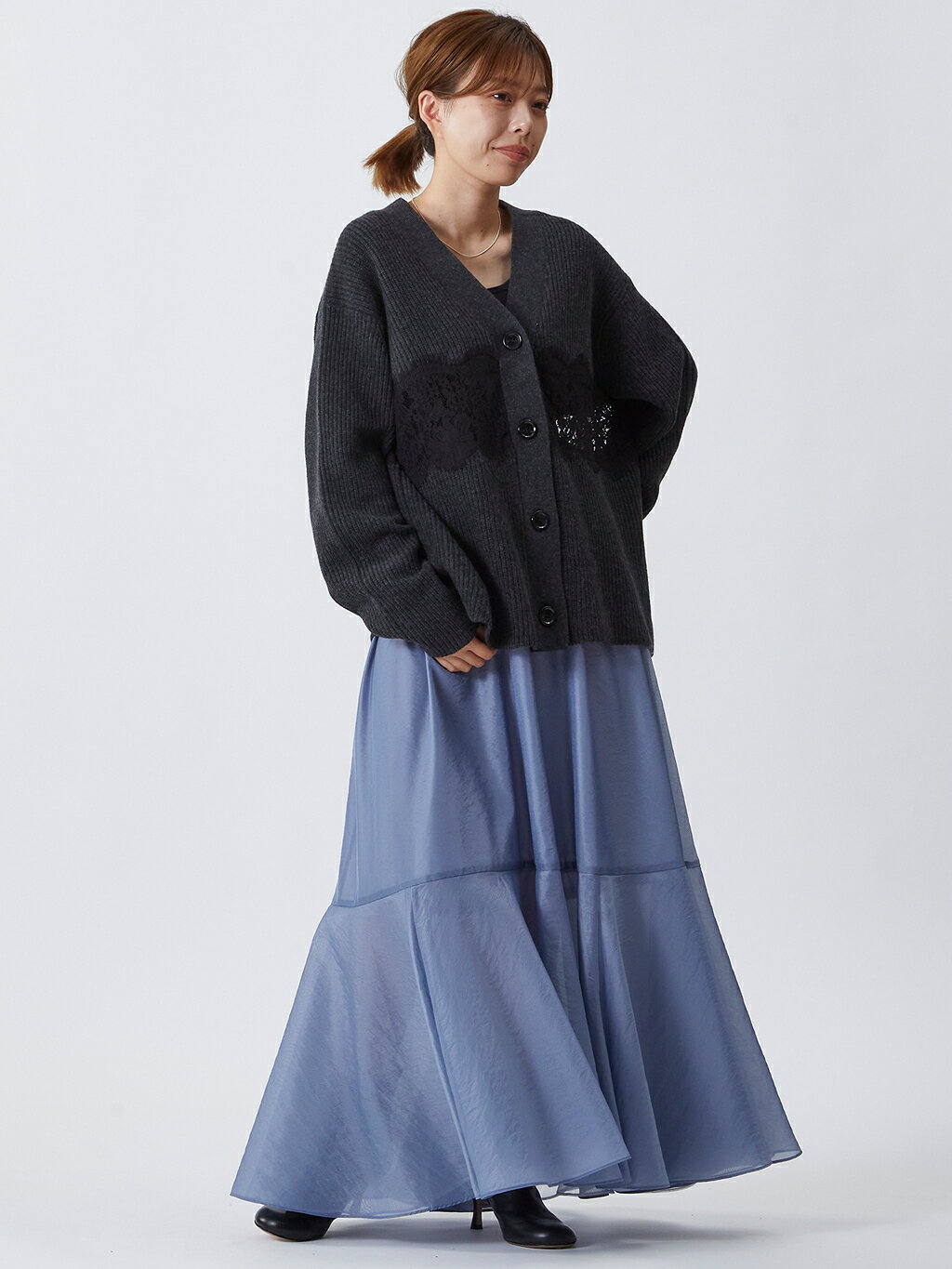 1er Arrondissementのレース畦カーディガンを使ったコーディネートを紹介します。｜Rakuten Fashion(楽天ファッション／旧楽天ブランドアベニュー)4709069