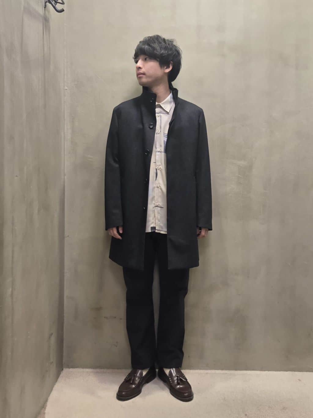 TAKEO KIKUCHIの【Made in JAPAN】播州織 ストレッチ パンツを使ったコーディネートを紹介します。｜Rakuten Fashion(楽天ファッション／旧楽天ブランドアベニュー)4712449