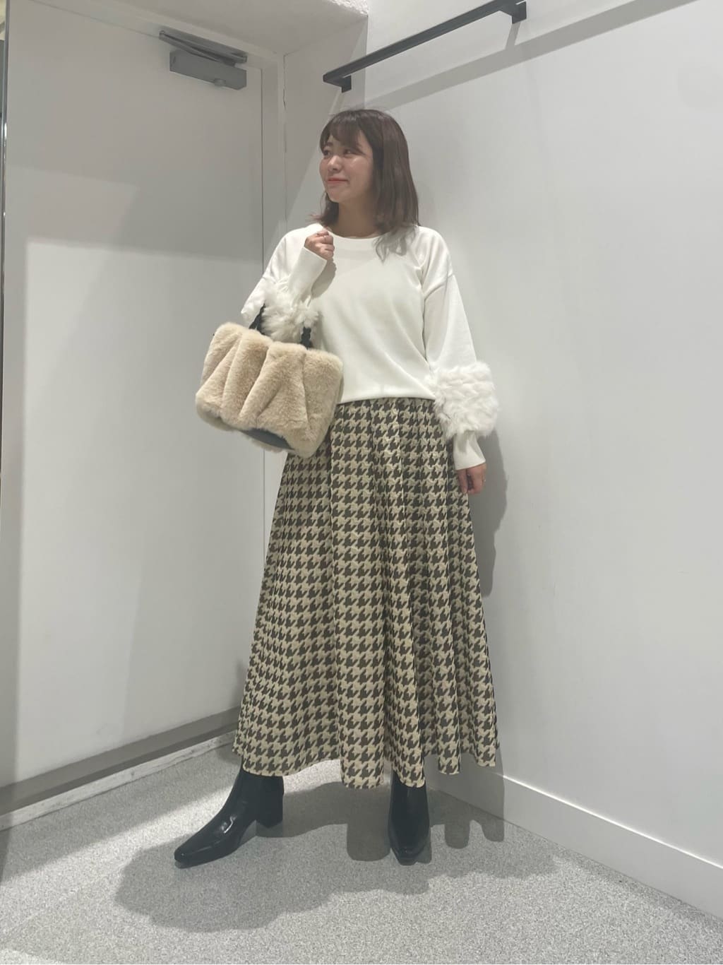 Vinのコーディネートを紹介します。｜Rakuten Fashion(楽天ファッション／旧楽天ブランドアベニュー)4720146