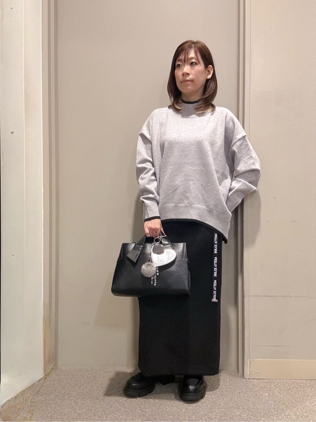 Vinのメッシュドッキングスクエアバッグを使ったコーディネートを紹介します。｜Rakuten Fashion(楽天ファッション／旧楽天ブランドアベニュー)4720304