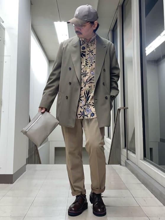 TAKEO KIKUCHIの【THE FLAGSHIP】ギャバ ダブルジャケットを使ったコーディネートを紹介します。｜Rakuten Fashion(楽天ファッション／旧楽天ブランドアベニュー)4720346