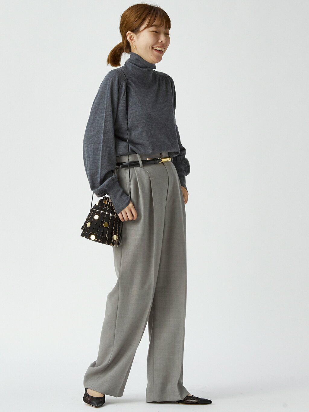 1er Arrondissementのツータックトラウザーを使ったコーディネートを紹介します。｜Rakuten Fashion(楽天ファッション／旧楽天ブランドアベニュー)4720587