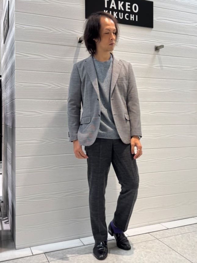 TAKEO KIKUCHIの【尾州織】ラッセルメッシュ パンツ/ セットアップ対応を使ったコーディネートを紹介します。｜Rakuten Fashion(楽天ファッション／旧楽天ブランドアベニュー)4723101