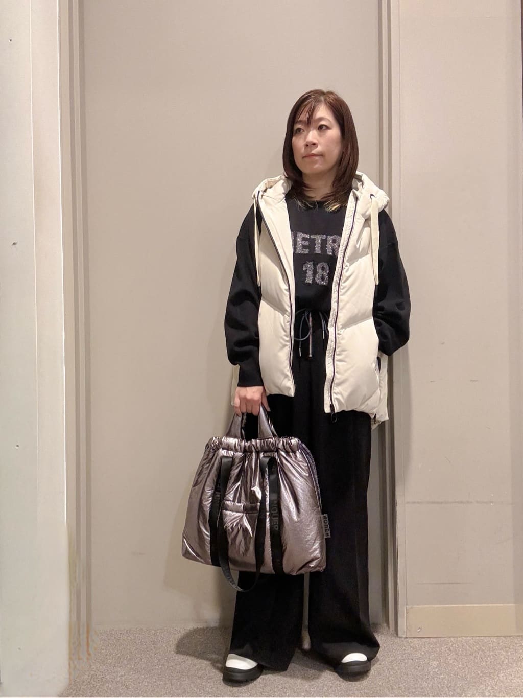 Vinのコーディネートを紹介します。｜Rakuten Fashion(楽天ファッション／旧楽天ブランドアベニュー)4724009