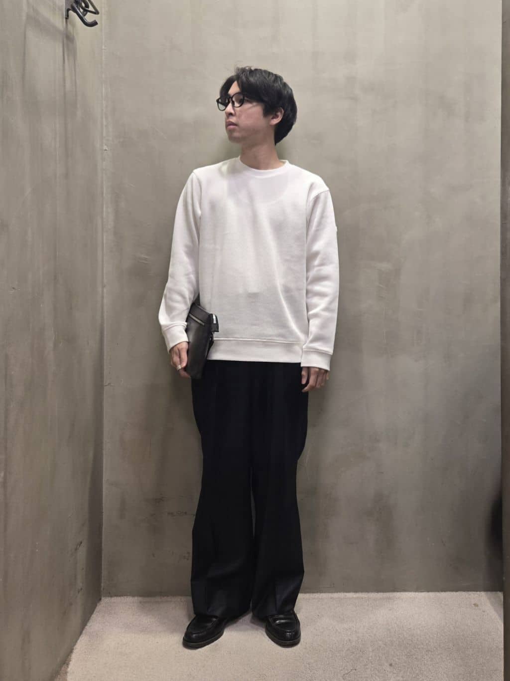 TAKEO KIKUCHIの【マーブルレザー】2WAY クラッチバッグを使ったコーディネートを紹介します。｜Rakuten Fashion(楽天ファッション／旧楽天ブランドアベニュー)4724369