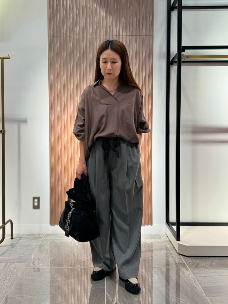 Vinのヘリンボーンカーゴパンツを使ったコーディネートを紹介します。｜Rakuten Fashion(楽天ファッション／旧楽天ブランドアベニュー)4725017