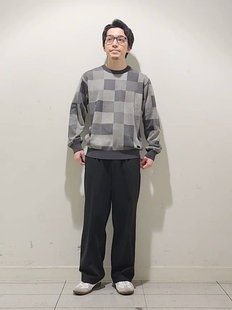 TAKEO KIKUCHIのチェック柄 プルオーバー ニットを使ったコーディネートを紹介します。｜Rakuten Fashion(楽天ファッション／旧楽天ブランドアベニュー)4729226