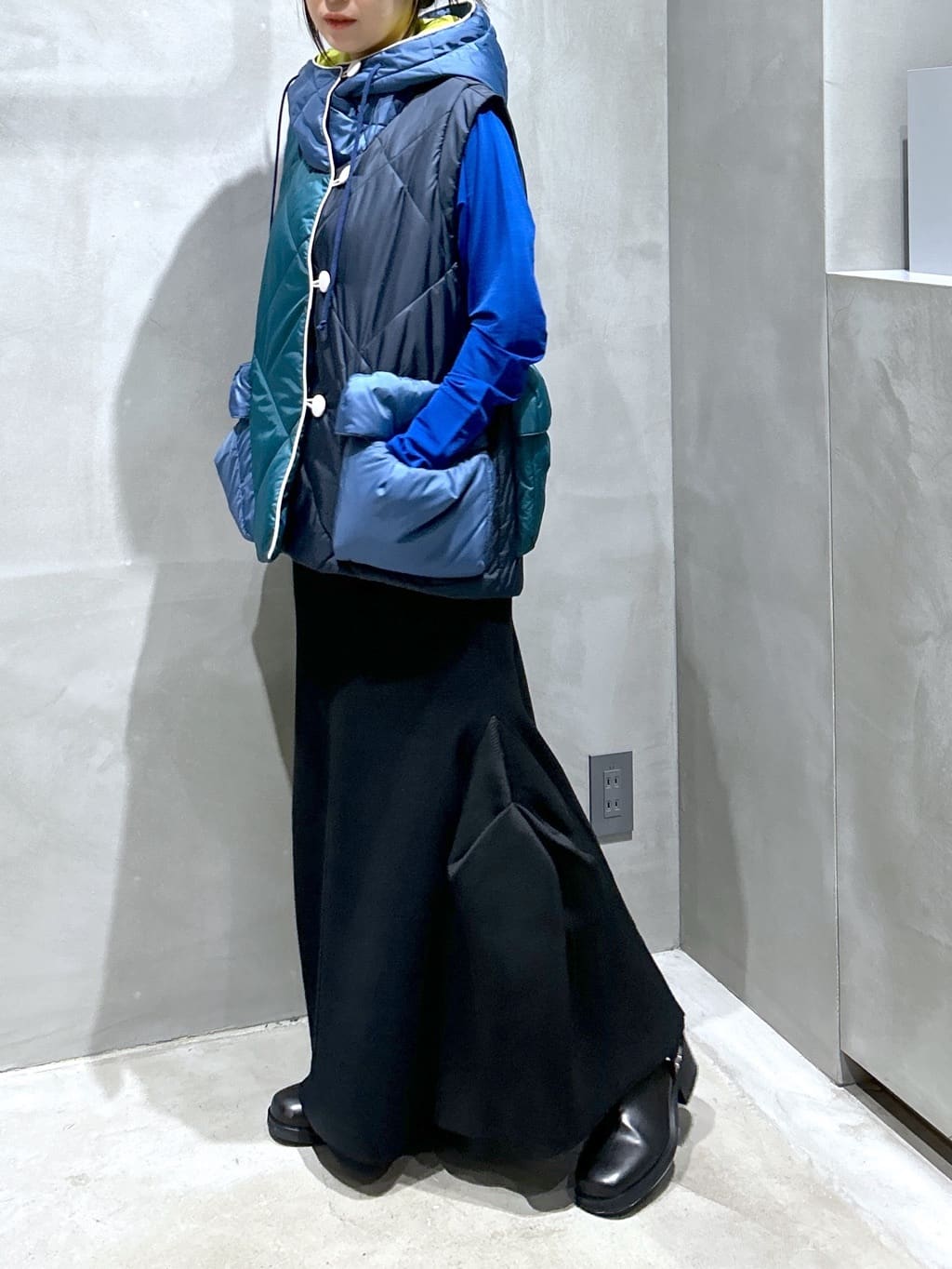 HeRIN.CYEのSolid body pocket vestを使ったコーディネートを紹介します。｜Rakuten Fashion(楽天ファッション／旧楽天ブランドアベニュー)4730238
